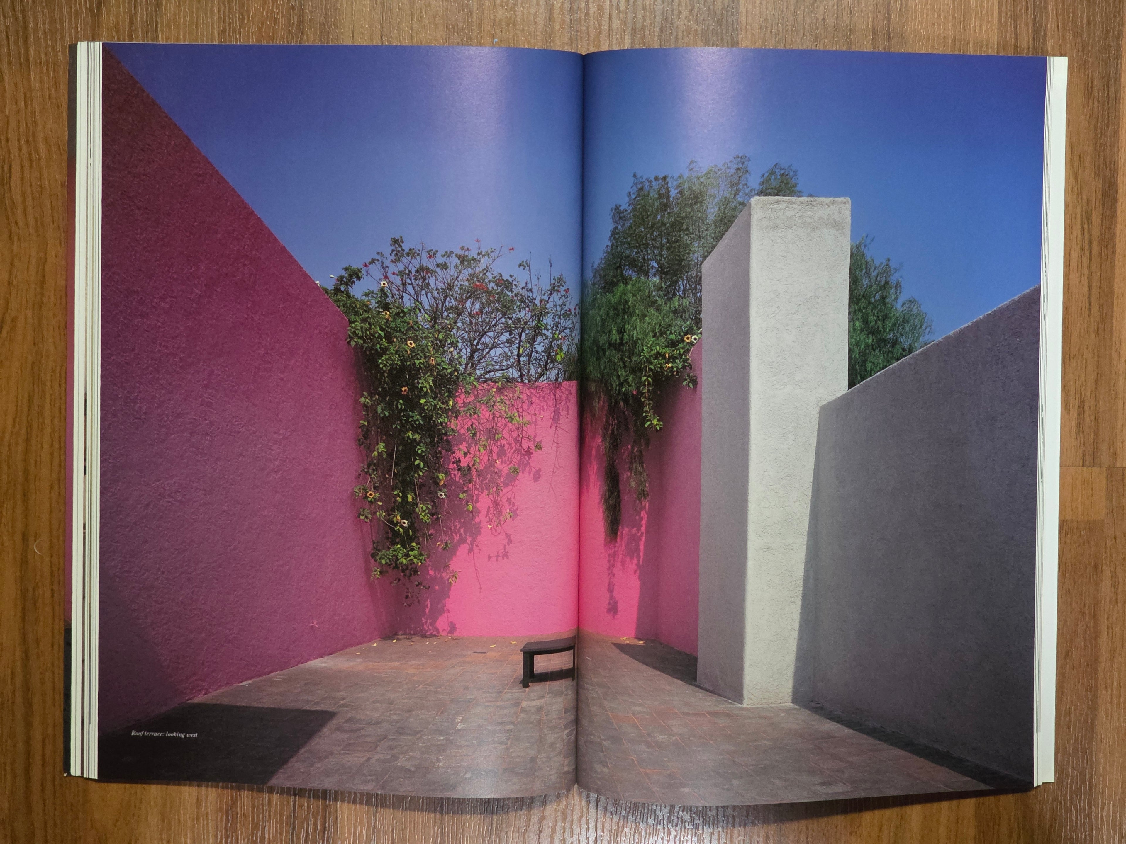 GA Residential Masterpiece 02
Luis Barragan House
Mexico City, Mexico 1947-48